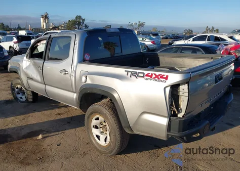 2017 Toyota Tacoma Trd Off Road z USA, uszkodzony, nr VIN 3TMCZ5AN5HM086487